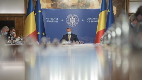 Ciolacu, Ciucă și Kelemen Hunor - ședință de coaliție la guvern