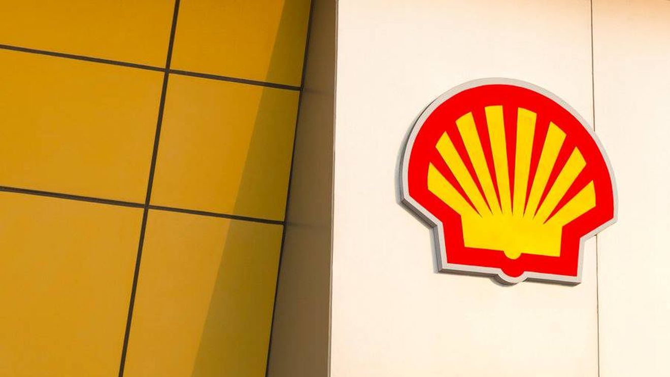 Wall Street Journal: Shell suspendă toate transporturile prin Marea Roșie