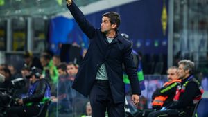 VIDEO Cristi Chivu, la un pas de glorie: Inter defilează în Serie A