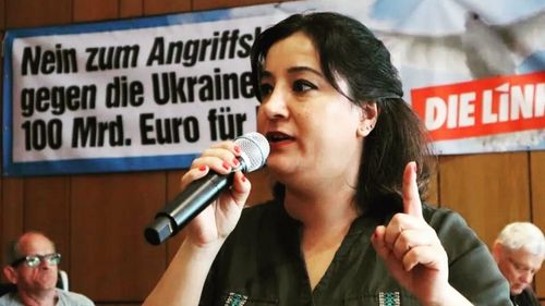 O parlamentară din Germania cu origini kurde susține că a fost reținută pentru câteva ore în Turcia, din cauza unor postări de pe rețelele de socializare