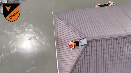 VIDEO Armata ucraineană livrează apă cu dronele locuitorilor din orașul Oleșki, inundat după ruperea barajului de pe Nipru