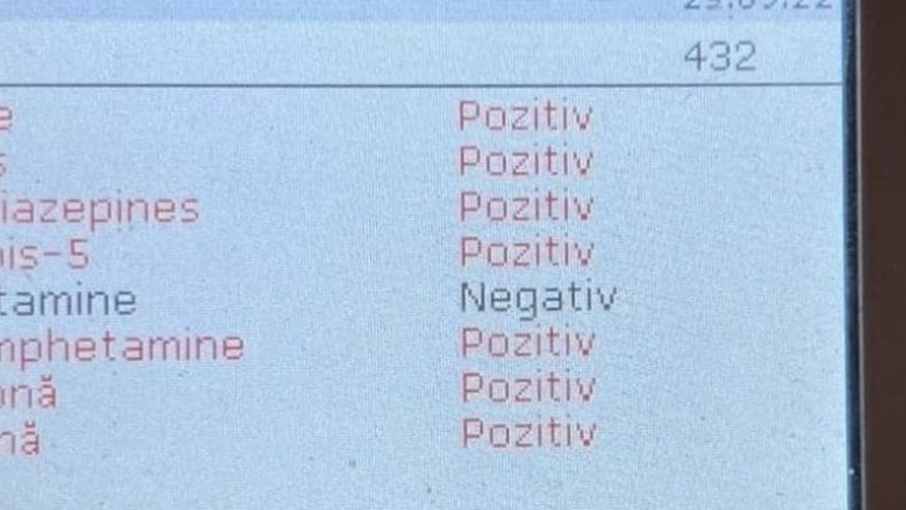 Bărbat prins în Bucureşti când conducea după ce consumase şapte feluri de droguri, conform testului făcut de polițiștii rutieri
