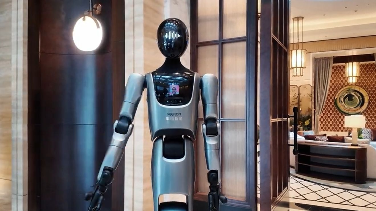 Un robot umanoid din Coreea de Sud a devenit călugăr budist: „Da, mă voi dedica acestei cauze”