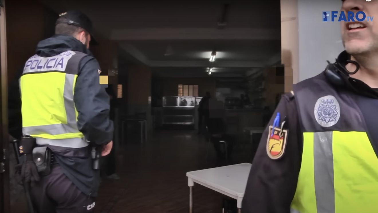 Bărbat din Spania, reţinut după ce a incendiat un local pentru că nu a primit maioneză