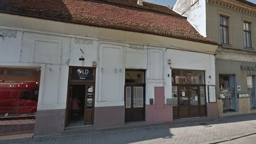Cluj: Dosar penal pentru patronii unui restaurant din centrul orașului. Polițiștii i-au prins cu clienți în interiorul localului