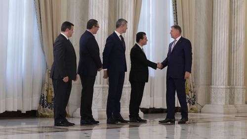 SURSE Prinde tot mai mult contur varianta unui Guvern monocolor PNL, condus de Ludovic Orban / Liberalii mai au nevoie de aproximativ 20 de parlamentari pentru a-l scoate pe Ponta din ecuație