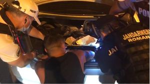 VIDEO Aproximativ 100 de polițiști și jandarmi sunt organizați în mai multe filtre din Capitală/ Raziile au loc după ce șeful Clanului Duduianu a murit în urma unei răfuieli