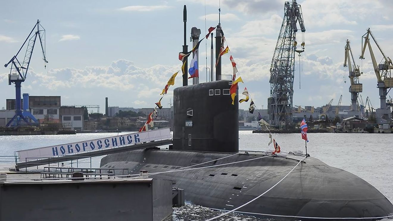 Umbra Kursk planează asupra submarinului rusesc Novorossiisk, care s-ar afla în dificultate în Gibraltar (media)