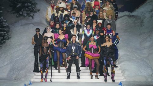 Dsquared2 la Milano Fashion Week: exces, erotism și identitate fără compromis