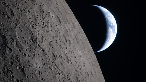 Artemis II și noua “cursă spațială”: De ce încearcă umanitatea să se întoarcă pe Lună după aproape 6 decenii 