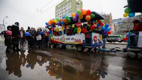 Romania și Polonia. Mișcările anti și pro avort scot mii de oameni pe străzi