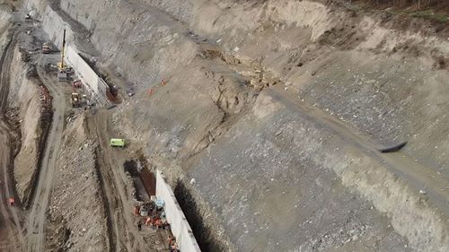 Cătălin Drulă (USR) îl acuză pe șeful Companiei de Autostrăzi că a mințit în legătură cu noua alunecare de teren pe tronsonul Lugoj – Deva: E vechea alunecare, neremediată