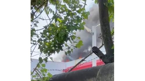 UPDATE VIDEO Incendiu pe terasa mall-ului Afi Palace Cotroceni / Nu sunt persoane rănite /S-a reluat accesul în mall, la parter și la etajul 1