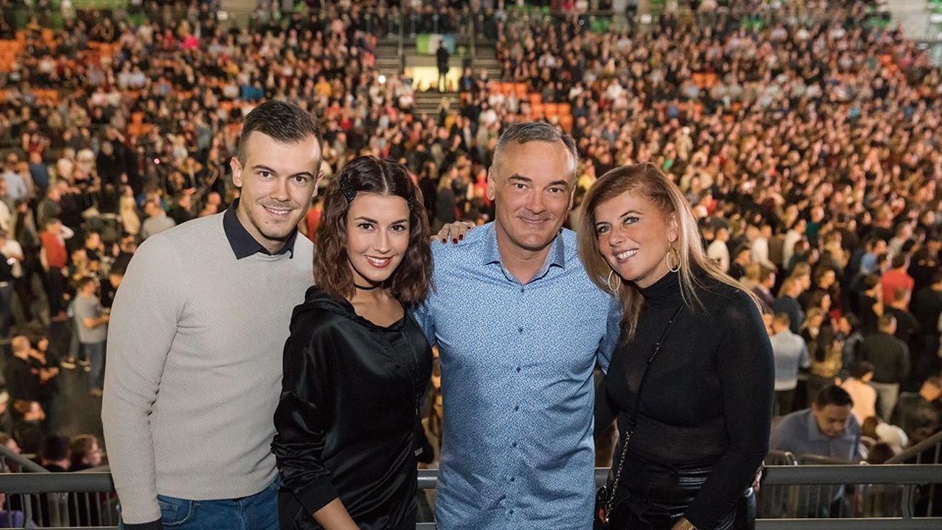 Partidul premierului ungar Viktor Orban a găsit responsabilul pentru pierderea alegerilor: primarul din Gyor, protagonistul unui scandal sexual