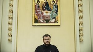 Omul Bisericii Ortodoxe a ratat intrarea în Consiliul pentru Combaterea Discriminării, dar fostul șef PSD-ist al Agenției Nucleare a fost validat prin vot. Cine sunt cei șapte noi membri ai CNCD