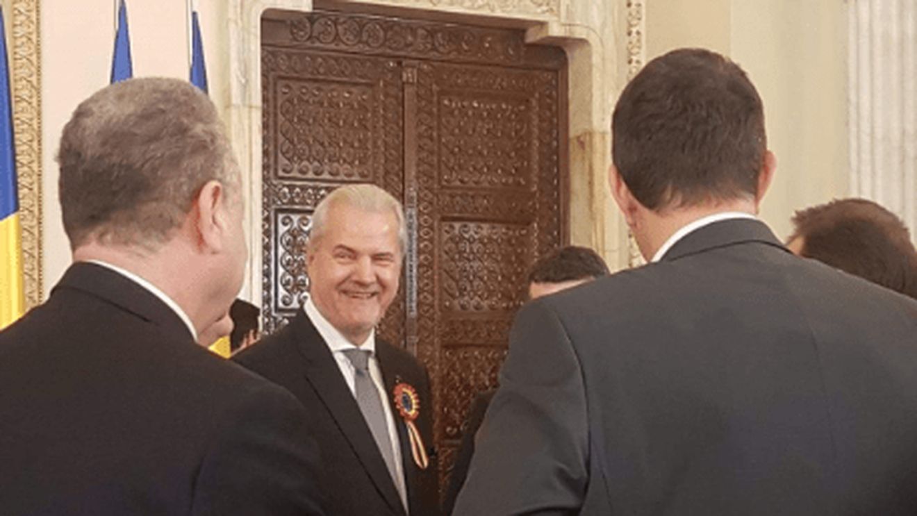 Fostul premier Adrian Năstase, printre invitații la recepția de Ziua Națională de la Cotroceni