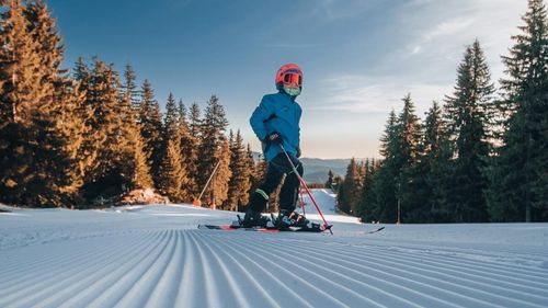 Patrule mixte de polițiști români şi bulgari în staţiunea de schi Pamporovo