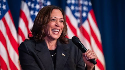 Cântăreaţa Janet Jackson pretinde într-un interviu că vicepreşedinta Kamala Harris "nu este de culoare"