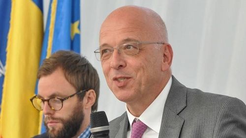 Ambasada Germaniei la București: ”Manifestări defăimătoare la adresa preşedintelui Iohannis, precum şi la trivializarea suferinţei de nedescris a victimelor Holocaustului”