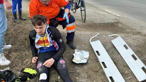 Edvard Novak, fiul fostului ministru al Sportului, implicat într-un accident rutier în timp ce era la un antrenament cu bicicleta alături de tatăl său