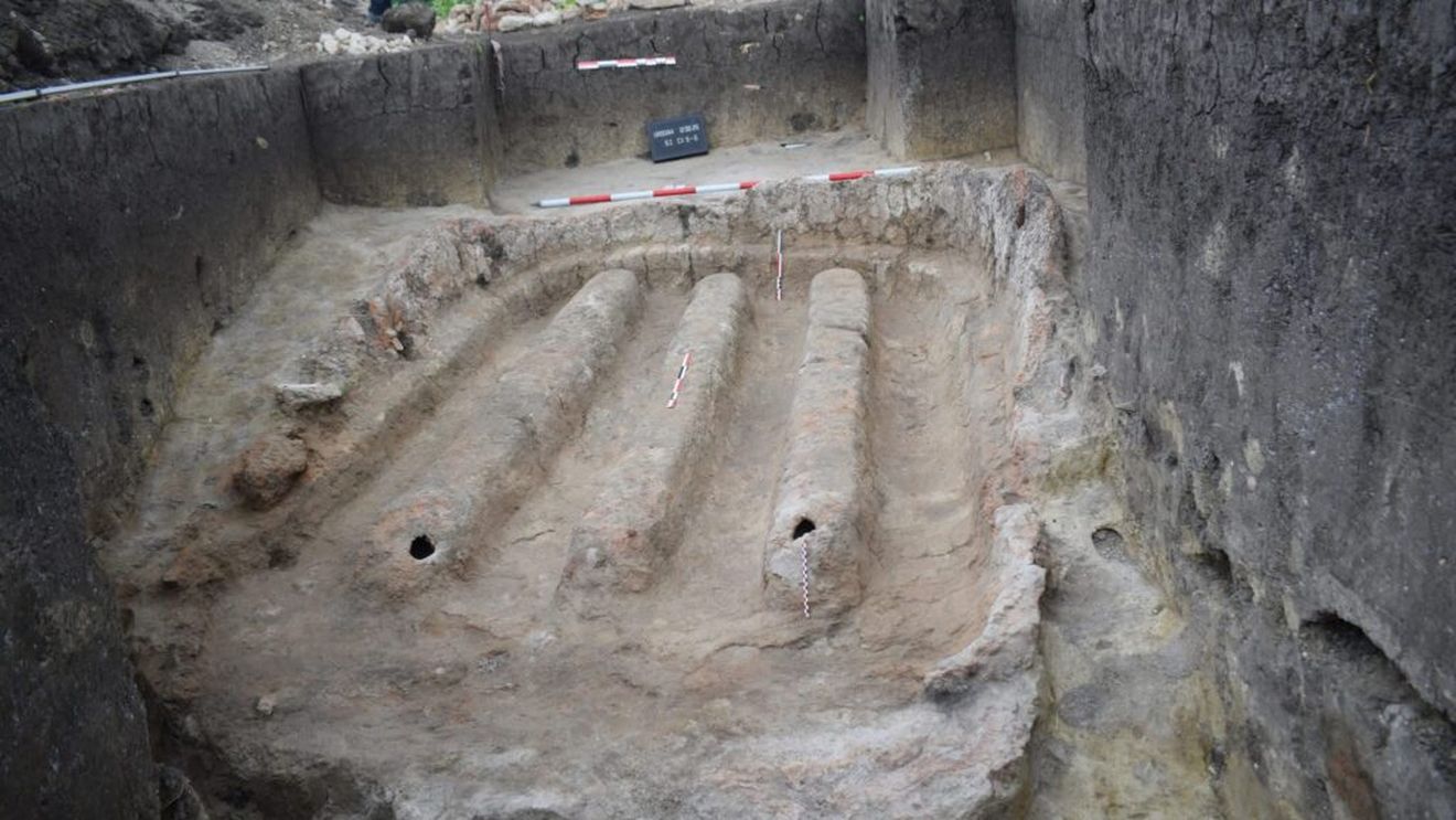 Un cuptor eneolitic vechi de 6.000 de ani a fost descoperit la Românești, în județul Iași: „E cel mai mare din civilizația Cucuteni-Tripolia”