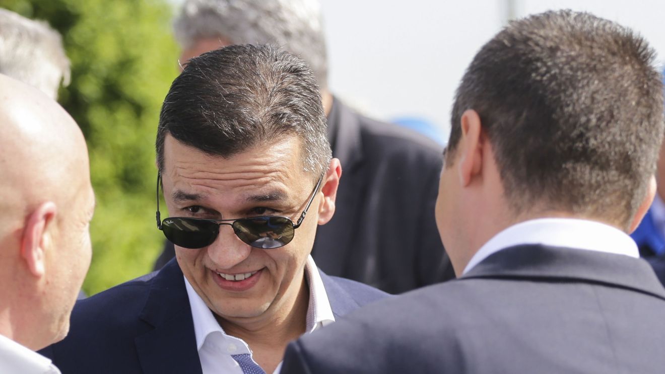Sorin Grindeanu susține că a văzut declarații din partea premierului Ciucă ”prin care spune că va respecta protocolul”: ”Nu cred că e cineva în această ţară care vrea să strice stabilitatea unei coaliții de 70% în Parlament”