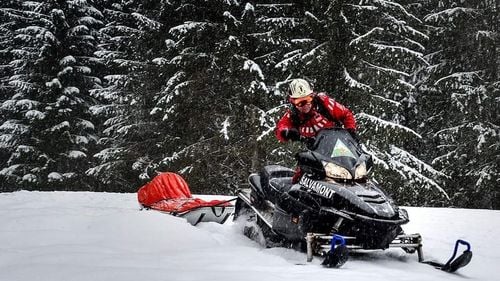 123 de persoane salvate în ultimele 24 de ore/ Salvamont România: Această minivacanță a adus foarte mulți oameni pe domeniile de practicare a sporturilor de iarnă și pe crestele munților