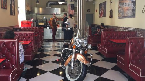 Compania Harley-Davidson a dat în judecată două firme din Sibiu / Restaurantul „Harley Burger Bar" din Pădurea Bradului trebuie să-și schimbe numele