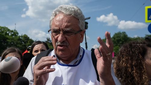 Să vedeți unde s-a ajuns din disperare, spune Simion Hăncescu, FSLI: Sunt profesori calificați care au acceptat să predea sub 20 de ore, ca să nu moară de foame. O bătaie de joc