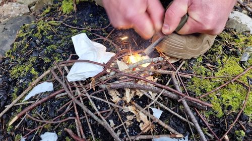 Tabere militare de vară, în județul Brașov / ”Toţi instructorii de la noi din tabără sunt militari de carieră, care au ani de experienţă” / Sunt primite persoane între 6 și 45 de ani