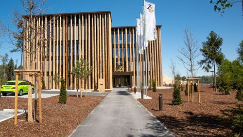 Cine este Ziegler Group, compania germană care a cumpărat fabrica de cherestea Schweighofer - HS Timber de la Sebeș. Un constructor bavarez de case de lemn care a făcut primele achiziții în afara Germaniei abia anul trecut