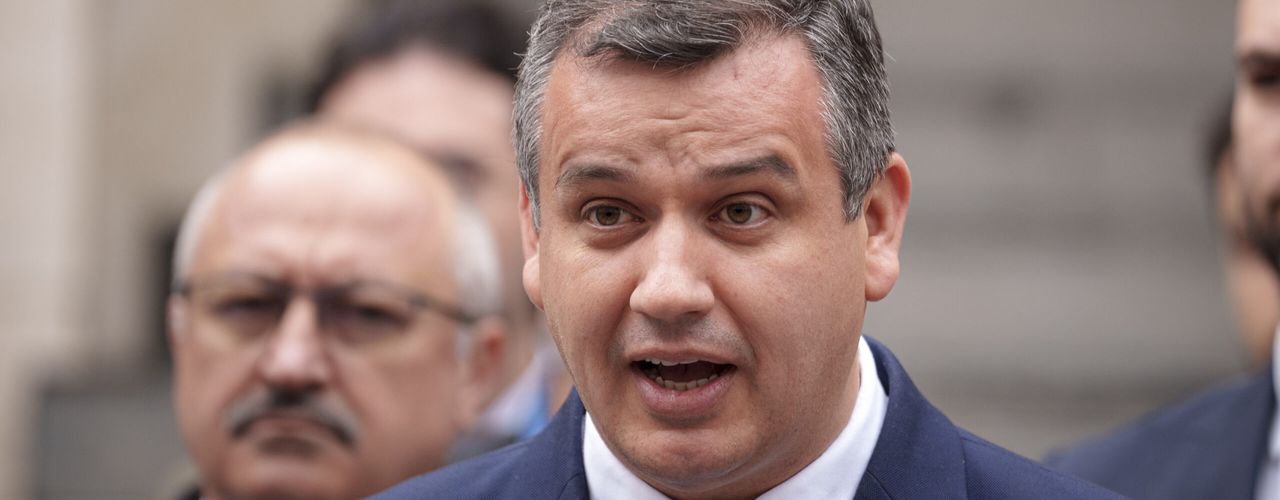 Cine este Eugen Tomac, premierul desemnat de Nicușor Dan: Basarabean venit în România la 17 ani, pentru mulți ani „omul lui Băsescu”, acuzat de Curtea de conturi în 2012 că ar fi cheltuit ilegal 2,3 milioane de lei / Soția și cumnata în funcții publice, iar soacra beneficiară de bani din PNRR