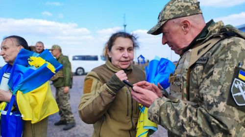 Zelenski anunţă eliberarea a 49 de prizonieri ucraineni, majoritatea femei, într-un schimb de prizonieri cu Rusia