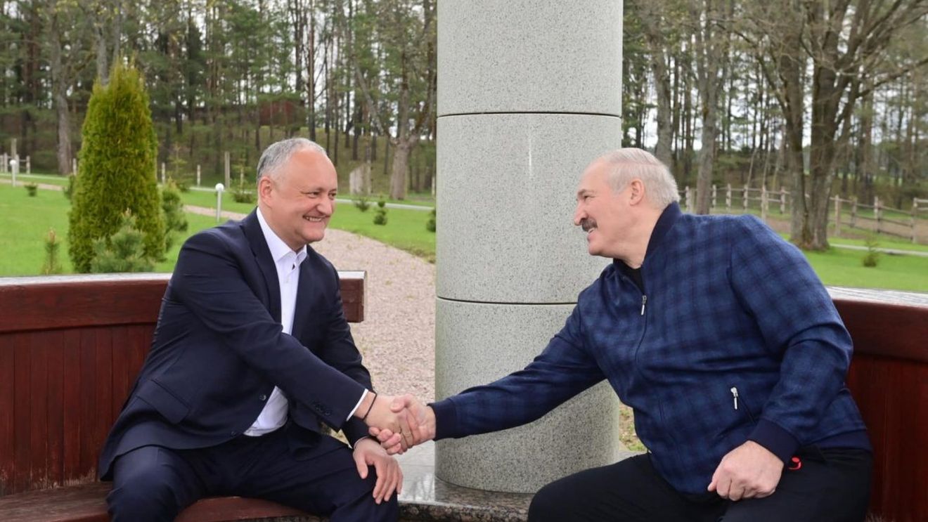 Igor Dodon, vizită la Aleksandr Lukaşenko, liderul belarus izolat de comunitatea internațională