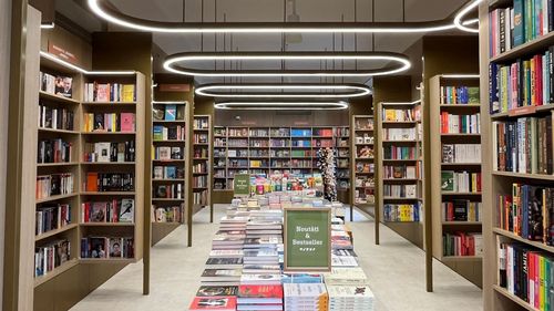 Viitorul unei societăți se scrie și prin lectură. De ce avem nevoie de librării și ce e de făcut pentru a le proteja