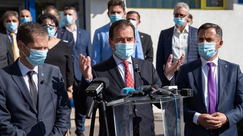 A început cursa pentru șefia PNL. Organizațiile controlate de oamenii lui Orban ies public să-i declare sprijin la Congresul din toamnă, pentru câștigarea unui nou mandat de președinte