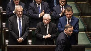 ”Marele neamț rău”. Germania este una dintre principalele ținte ale partidului polonez de guvernare PiS în campania electorală