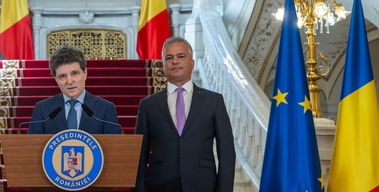 Live George Simion condiționează votul pentru Guvernul Veștea de „clarificări” ale președintelui Nicușor Dan până la ora 21.30 / Liderul partidului extremist a avut o discuție cu premierul desemnat / Votul e programat în Parlament la ora 21.30 / Neacșu: De ce e nefrecventabil AUR?