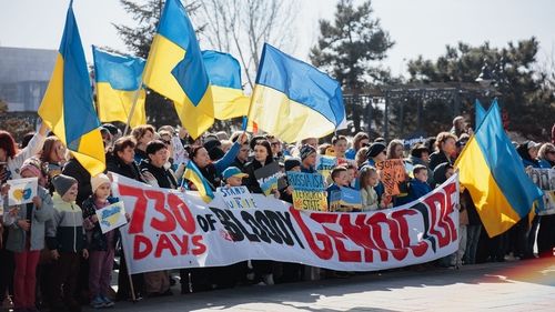 Peste 1.000 de refugiaţi ucraineni au protestat în faţa sediului Consulatului Federaţiei Ruse de la Constanța