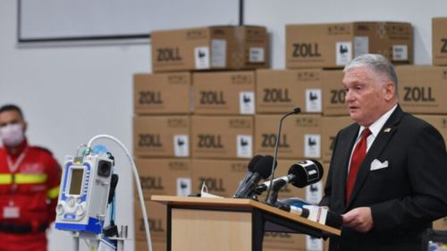 Ambasadorul SUA, avertisment pentru Parlament: Ratingul de ţară al României nu poate fi pus în pericol în acest delicat moment. Solicit tuturor membrilor Parlamentului să se rededice elementelor fundamentale ale democraţiei, statul de drept, întreprinderile private şi transparenţa