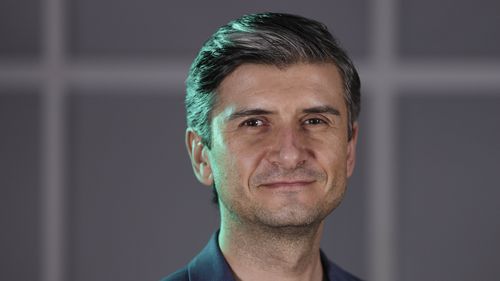 Iată cum este poziționată România în noul „Război Rece”, în care bătălia se dă pentru supremația în domeniul AI. Instabilitatea politică și economică ne-ar putea spulbera visele în domeniu