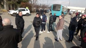 Șoferi STB, nemulțumiți de desființarea Autobazei Pipera pentru a face loc viitorului Spital Metropolitan promis de Gabriela Firea
