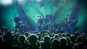 Prima ediție a festivalului ASTRA Rock: Cântă Guano Apes / La festivalul ce se va desfășura între 12 și 14 august 2022 vor mai cânta Dirty Shirt, Coma, Luna Amară, Dora Gaitanovici și I‘m the Trip