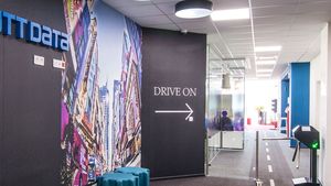 „Cutremurul” din IT continuă, impulsionat și de problemele din sectorul automotive, piață importantă în domeniu. Una dintre cele mai mari companii din țară, NTT Data, renunță la oameni: De pe „bench” la despărțiri „amiabile”