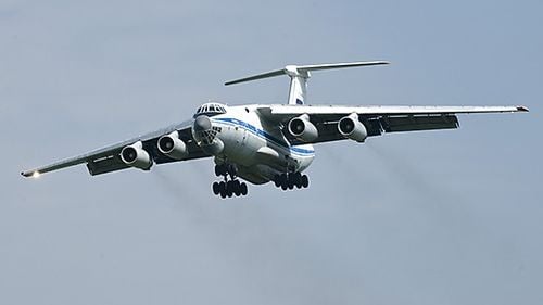 Militarii ruși au început să evacueze din Afganistan 500 de cetățeni ai Rusiei și ai aliaților săi regionali. Talibanii sunt o organizație teroristă interzisă în Rusia.