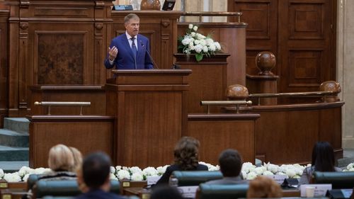 Iohannis, la aniversarea Constituției: Viitorul țării noastre este unul european. Parcursul României nu are o altă direcție decât cea în care valorile democratice sunt respectate, interiorizate și promovate