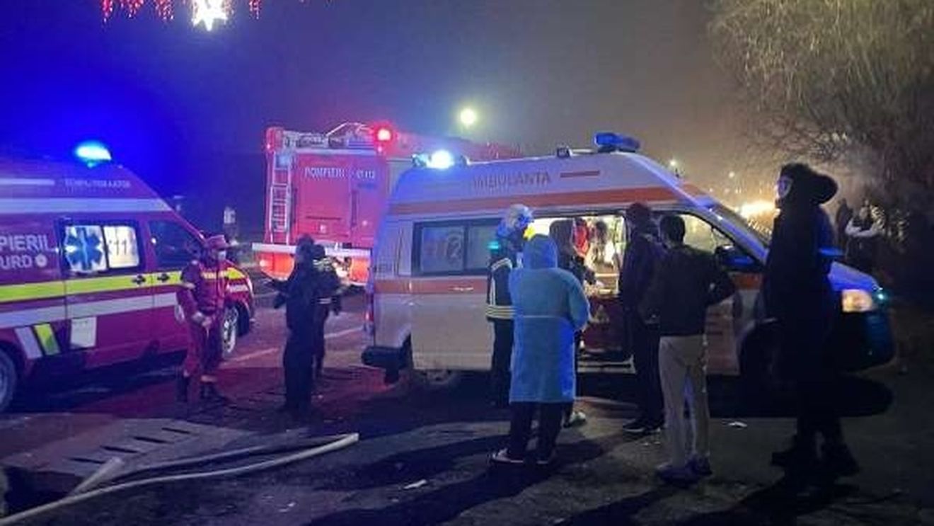 Explozie din cauza unei acumulări de gaze într-un magazin alimentar dintr-o comună prahoveană/ Patru bărbaţi au fost răniţi