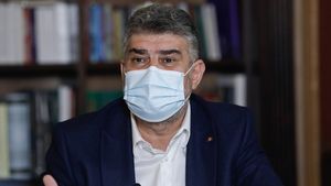 Ciolacu îi cere lui Cîțu să nu se mai plângă de cheltuielile mari cu salariile de la stat: „PNL a angajat 15.000 de pile de partid, plătite generos să stea pe facebook să vă laude postările”