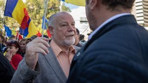 Partidul extremist AUR susține că peste 1.000 de rezerviști militari au semnat un apel către clasa politică