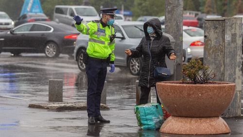 Primul doljean condamnat pentru zădărnicirea combaterii bolilor / Amendă de 1.800 de lei pentru că nu a respectat măsurile carantinei